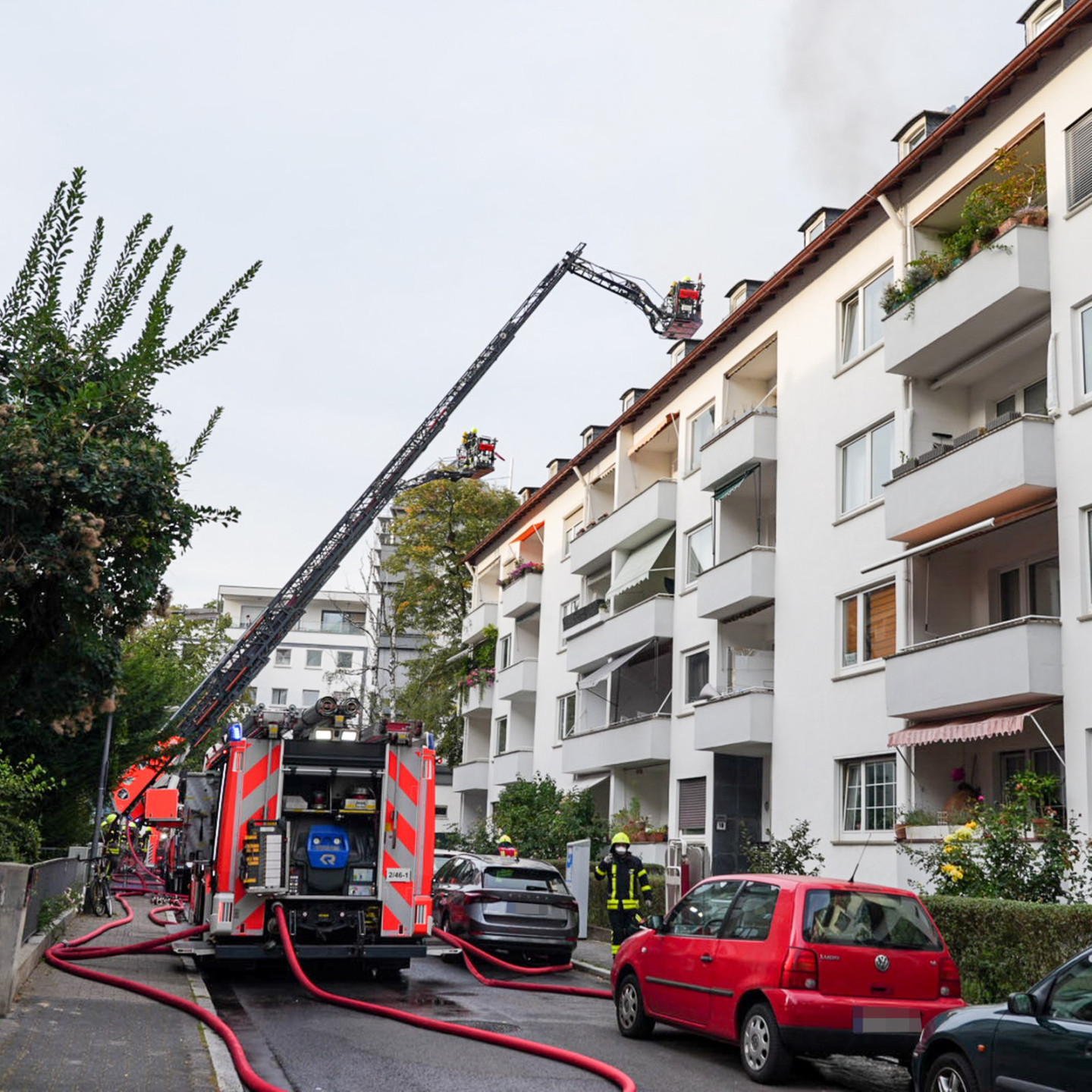 image.title Gas-Explosion in Frankfurt - Straße im Westend abgesperrt  image